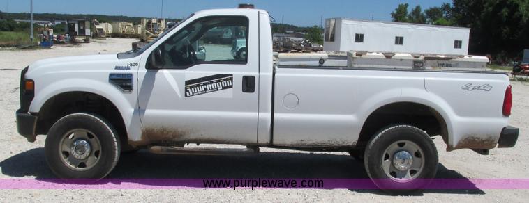 image for item J8574 2008 Ford F250 Super Duty pickup truck