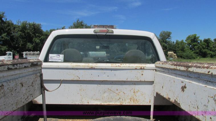 image for item J8574 2008 Ford F250 Super Duty pickup truck