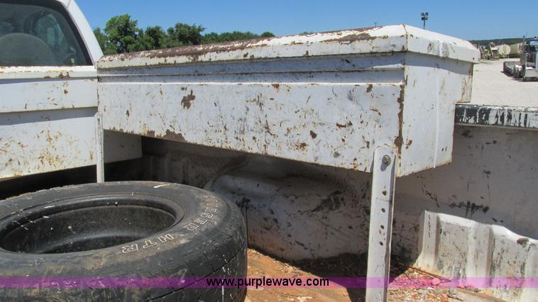 image for item J8574 2008 Ford F250 Super Duty pickup truck