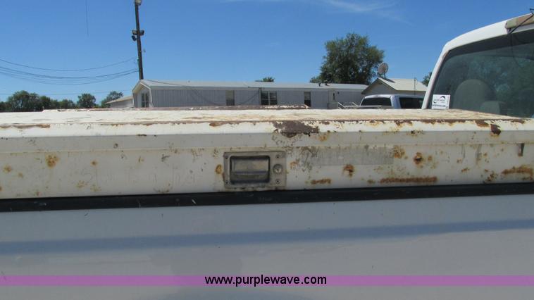 image for item J8574 2008 Ford F250 Super Duty pickup truck