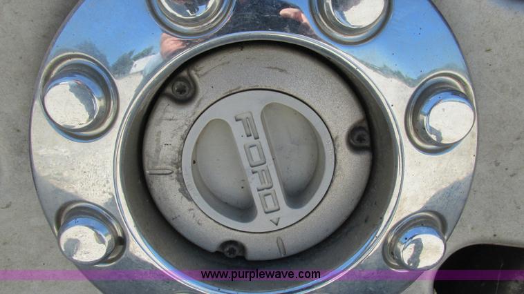 image for item J8574 2008 Ford F250 Super Duty pickup truck