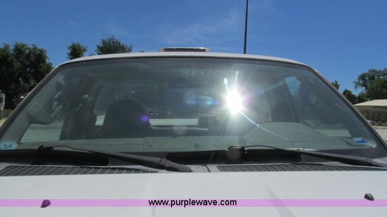 image for item J8574 2008 Ford F250 Super Duty pickup truck