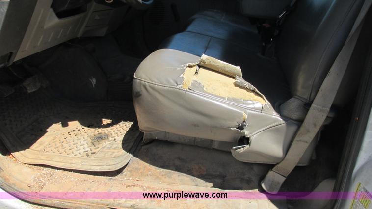 image for item J8574 2008 Ford F250 Super Duty pickup truck