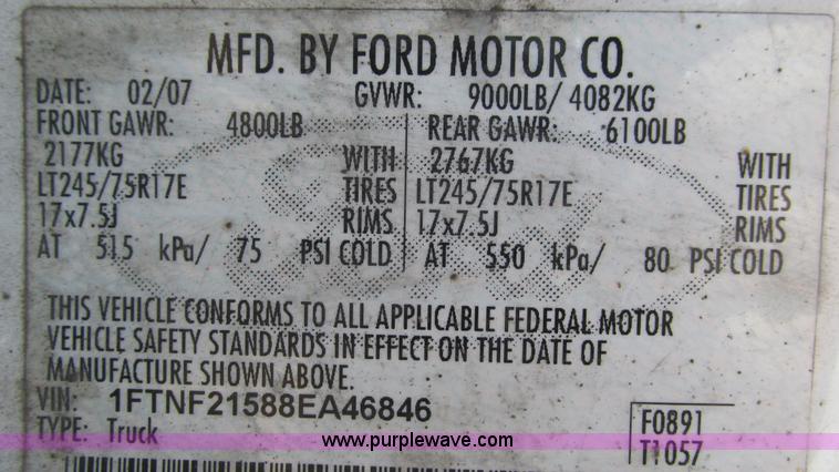 image for item J8574 2008 Ford F250 Super Duty pickup truck