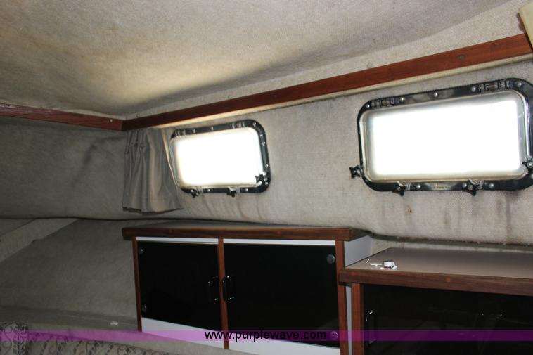 image for item K1015 1983 Carver Riviera Yacht Cabin Cruiser boat
