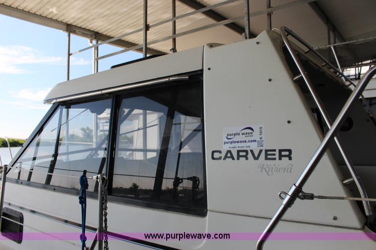 image for item K1015 1983 Carver Riviera Yacht Cabin Cruiser boat