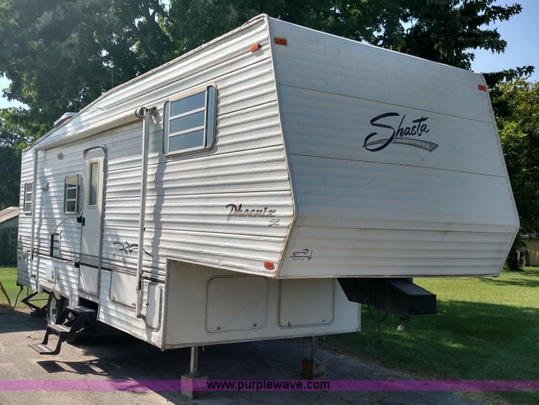 image for item K1017 2000 Shasta Phoenix 269 camper