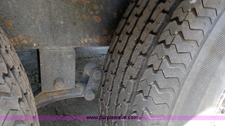 image for item K1017 2000 Shasta Phoenix 269 camper