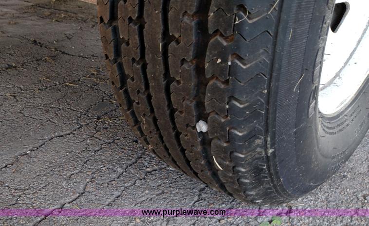 image for item K1017 2000 Shasta Phoenix 269 camper