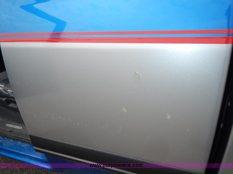 image for item K1524 1992 Dodge Dakota LE Club Cab pickup truck