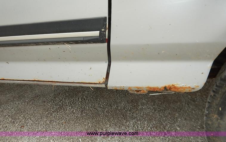 image for item K1538 1988 Ford F250 XLT Lariat flatbed pickup truck