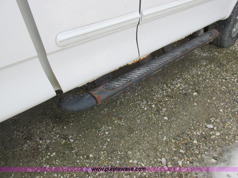 image for item K2049 1999 Ford F150 SuperCab pickup truck