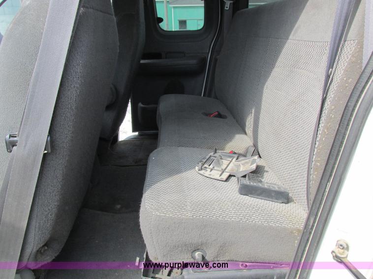 image for item K2049 1999 Ford F150 SuperCab pickup truck