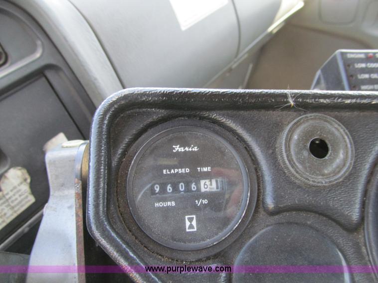 image for item K5737 2004 Schwarze S347I self-propelled sweeper