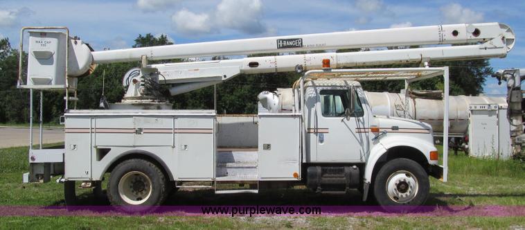 image for item K5738 1997 International 4700 bucket truck