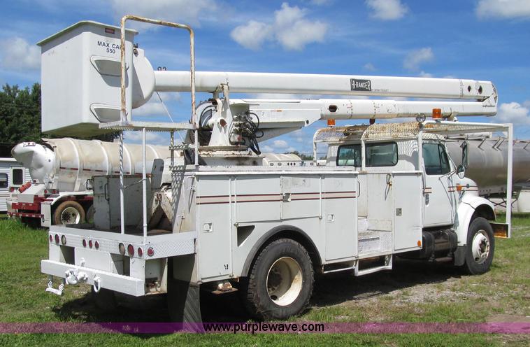 image for item K5738 1997 International 4700 bucket truck