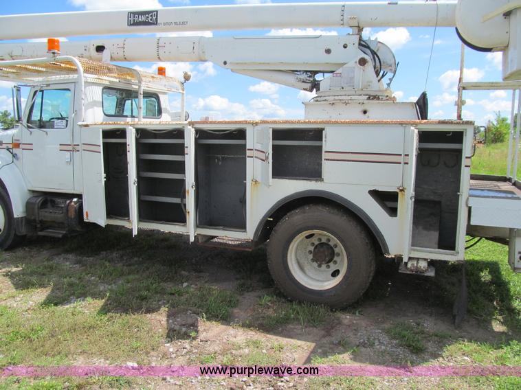 image for item K5738 1997 International 4700 bucket truck