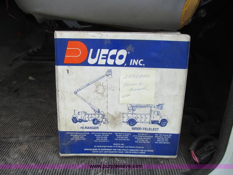 image for item K5738 1997 International 4700 bucket truck