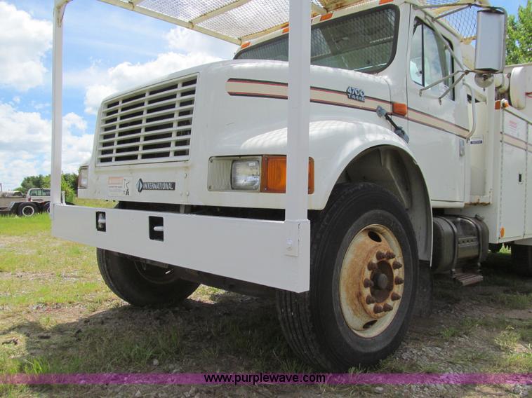image for item K5739 2000 International 4700 bucket truck