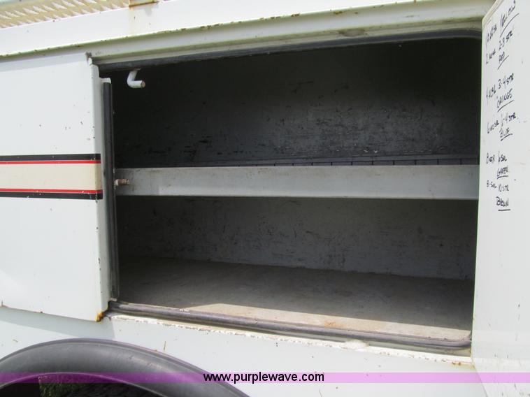 image for item K5739 2000 International 4700 bucket truck