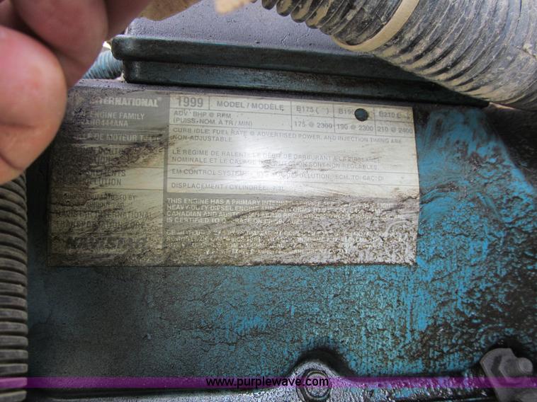 image for item K5739 2000 International 4700 bucket truck