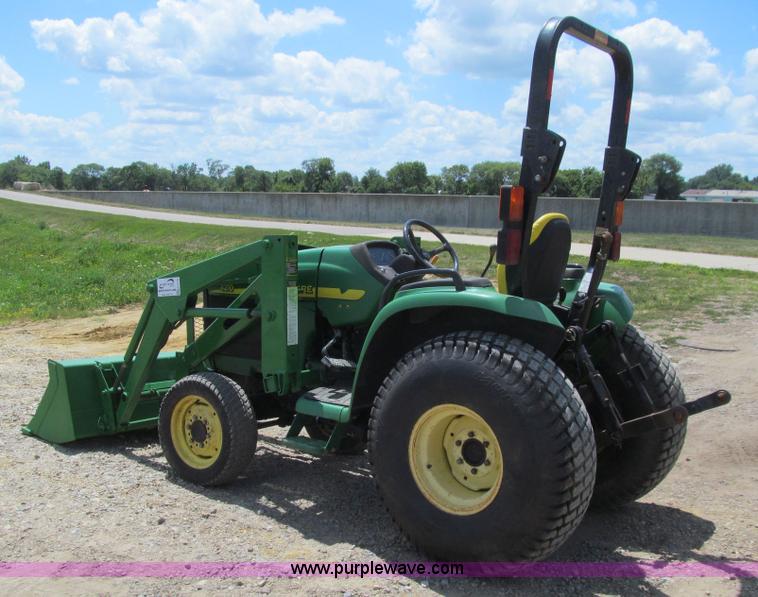 image for item K5748 2003 John Deere 4210 MFWD tractor