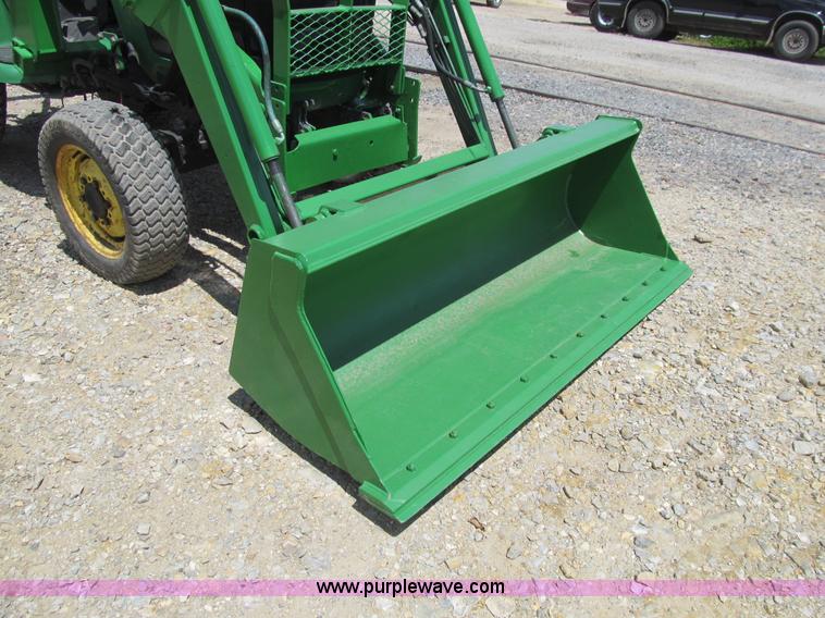 image for item K5748 2003 John Deere 4210 MFWD tractor