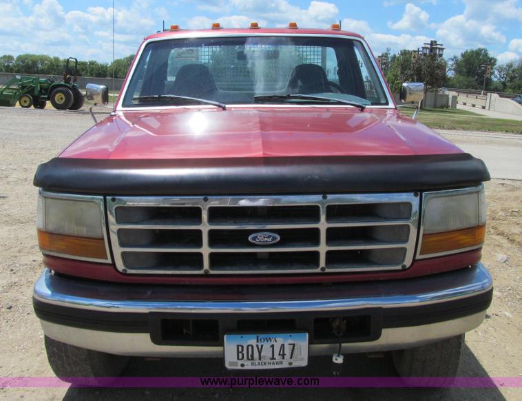 image for item K5749 1997 Ford F250 HD XL pickup truck