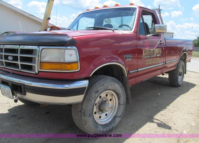 image for item K5749 1997 Ford F250 HD XL pickup truck