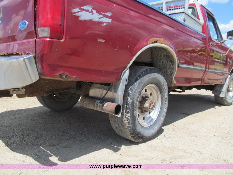 image for item K5749 1997 Ford F250 HD XL pickup truck