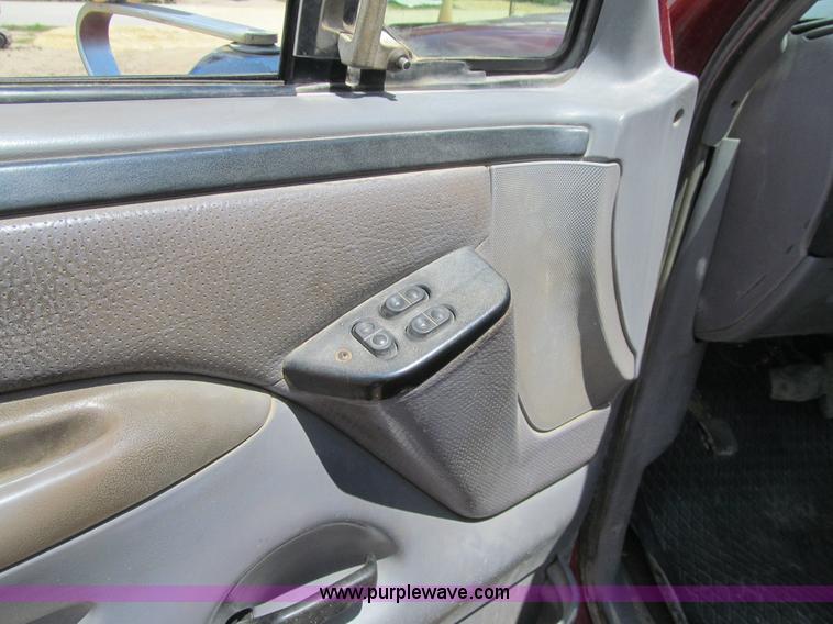 image for item K5749 1997 Ford F250 HD XL pickup truck