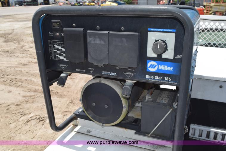 image for item K6100 2006 Ford F550 service truck