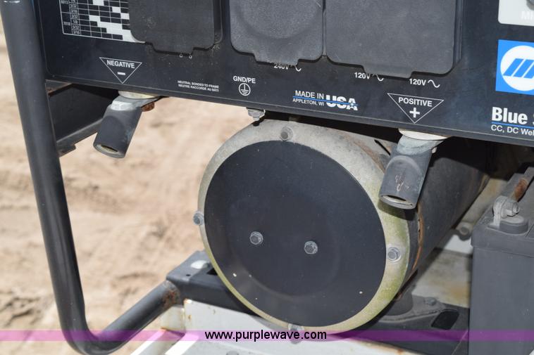 image for item K6100 2006 Ford F550 service truck