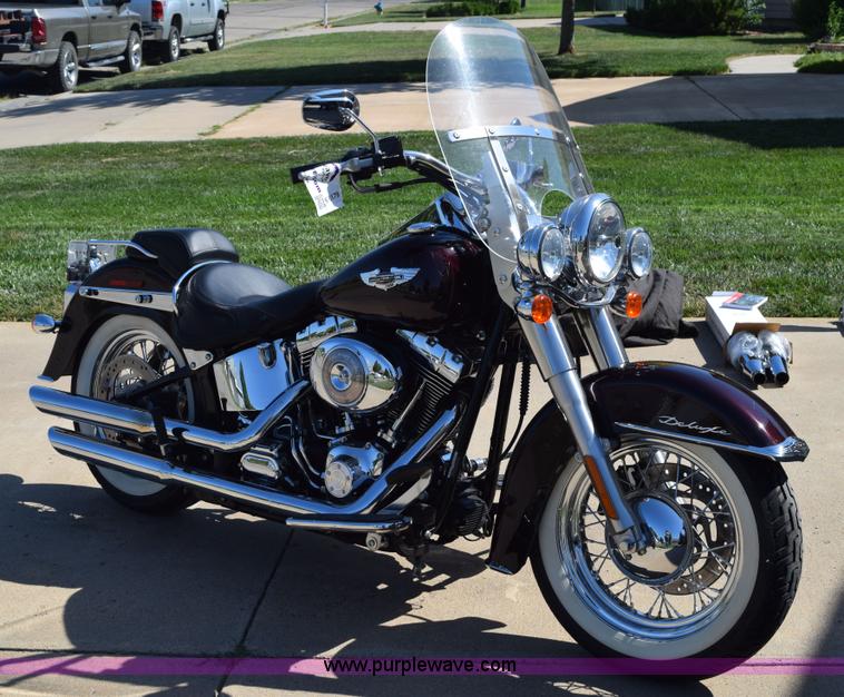 image for item K6179 2006 Harley Davidson Softail Deluxe motorcycle