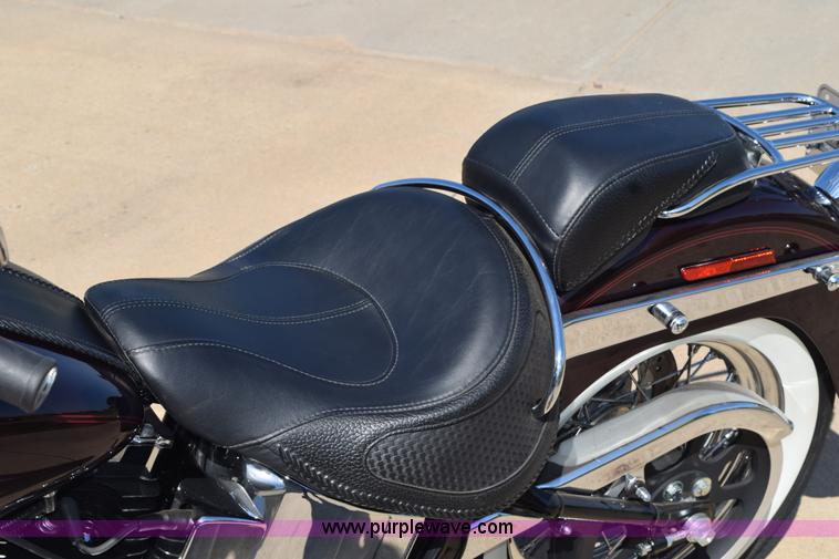 image for item K6179 2006 Harley Davidson Softail Deluxe motorcycle