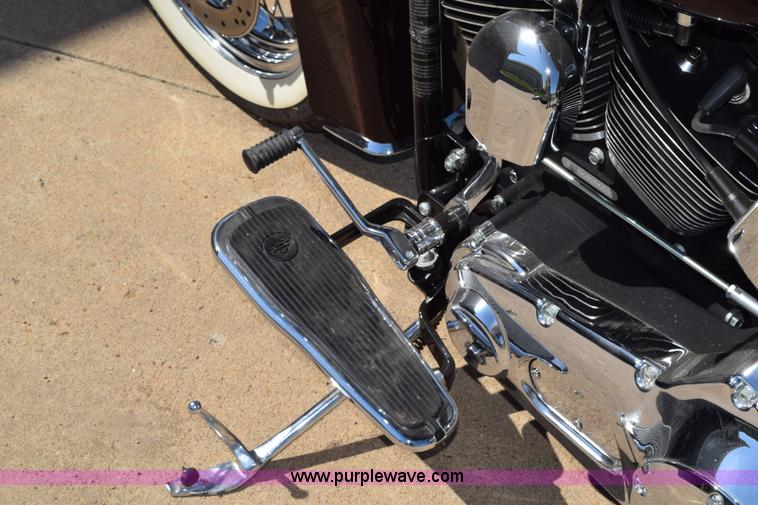 image for item K6179 2006 Harley Davidson Softail Deluxe motorcycle