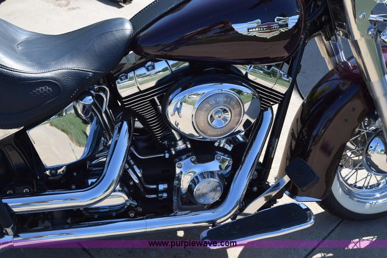 image for item K6179 2006 Harley Davidson Softail Deluxe motorcycle