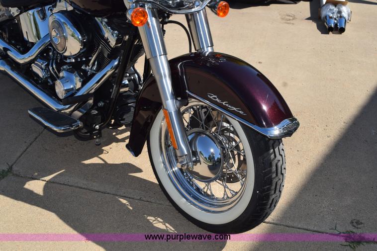 image for item K6179 2006 Harley Davidson Softail Deluxe motorcycle