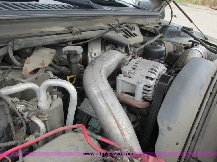 image for item K6503 2003 Ford F350 Super Duty Lariat Crew Cab pickup truck