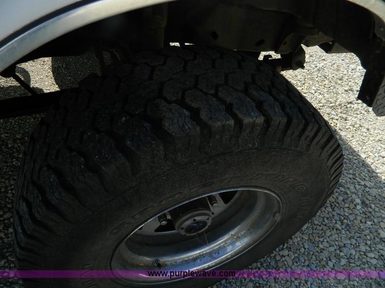 image for item K8152 1995 Ford F350 Crew Cab pickup truck