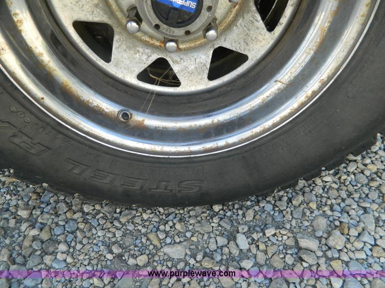 image for item K8152 1995 Ford F350 Crew Cab pickup truck