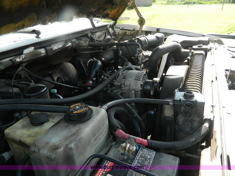 image for item K8152 1995 Ford F350 Crew Cab pickup truck