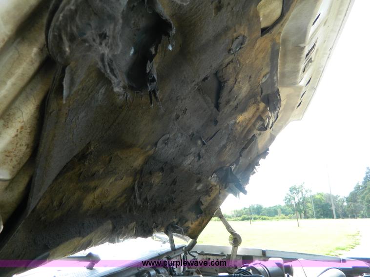 image for item K8152 1995 Ford F350 Crew Cab pickup truck