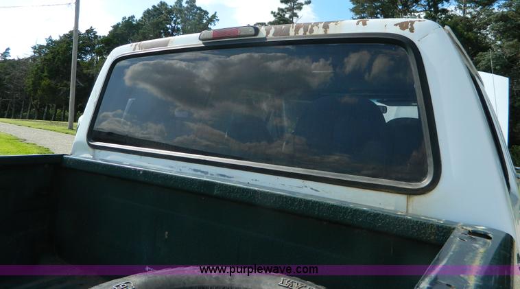 image for item K8152 1995 Ford F350 Crew Cab pickup truck