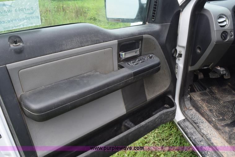 image for item L3467 2007 Ford F150 SuperCab pickup truck