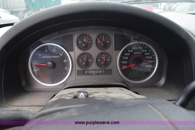 image for item L3468 2008 Ford F150 SuperCab pickup truck