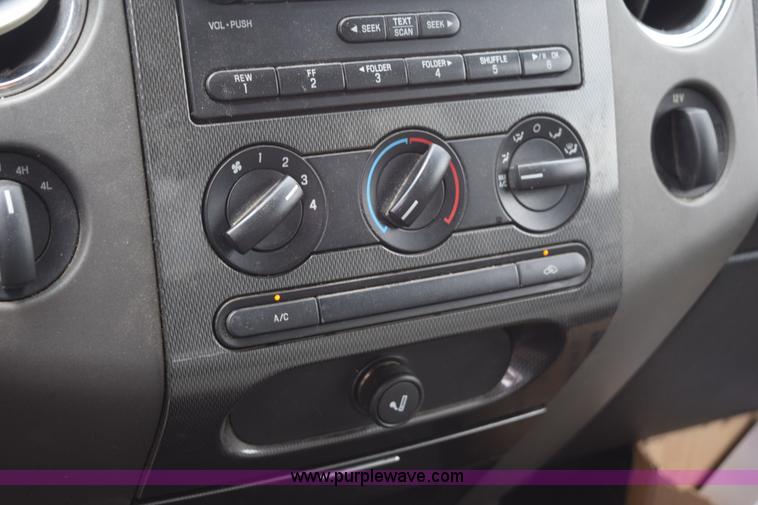 image for item L3468 2008 Ford F150 SuperCab pickup truck