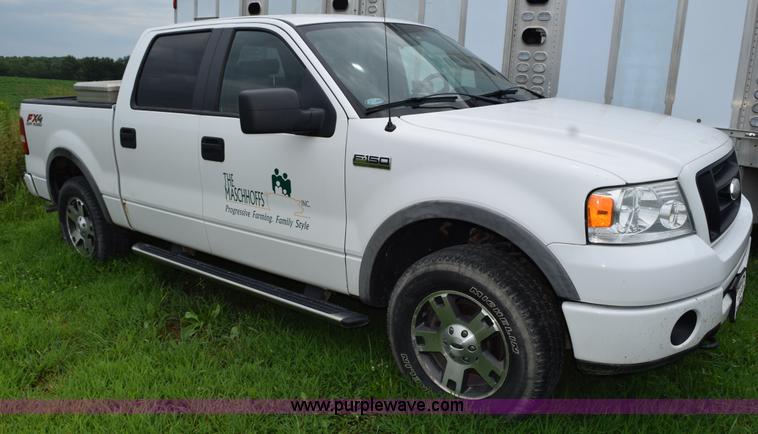 image for item L3469 2007 Ford F150 SuperCrew pickup truck
