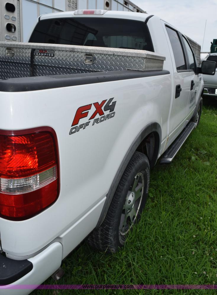 image for item L3469 2007 Ford F150 SuperCrew pickup truck