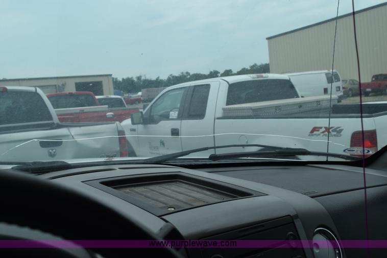 image for item L3469 2007 Ford F150 SuperCrew pickup truck